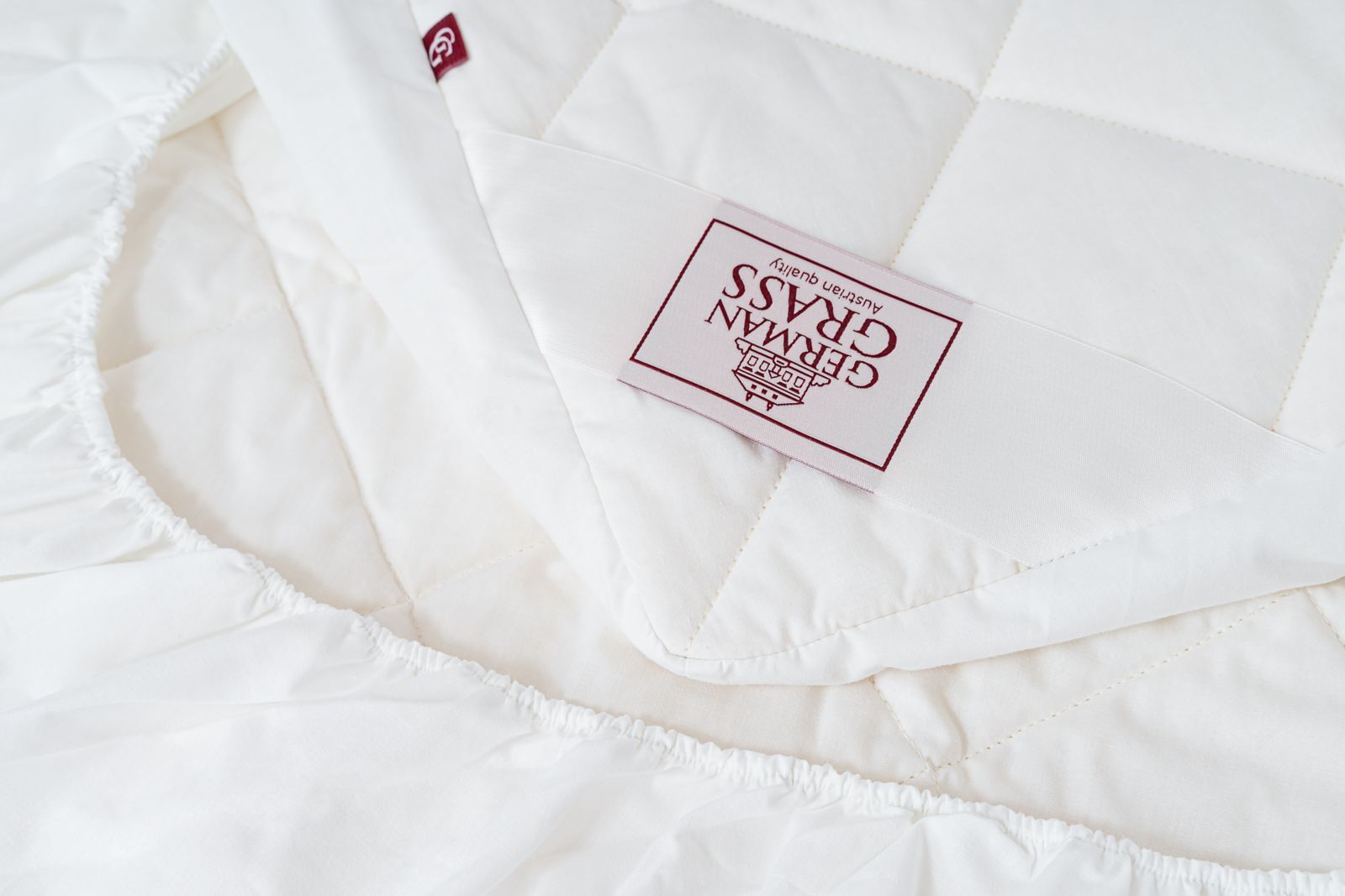Наматрасник MATTRESS COTTONWASH GRASS легкий с юбкой 200х200х40