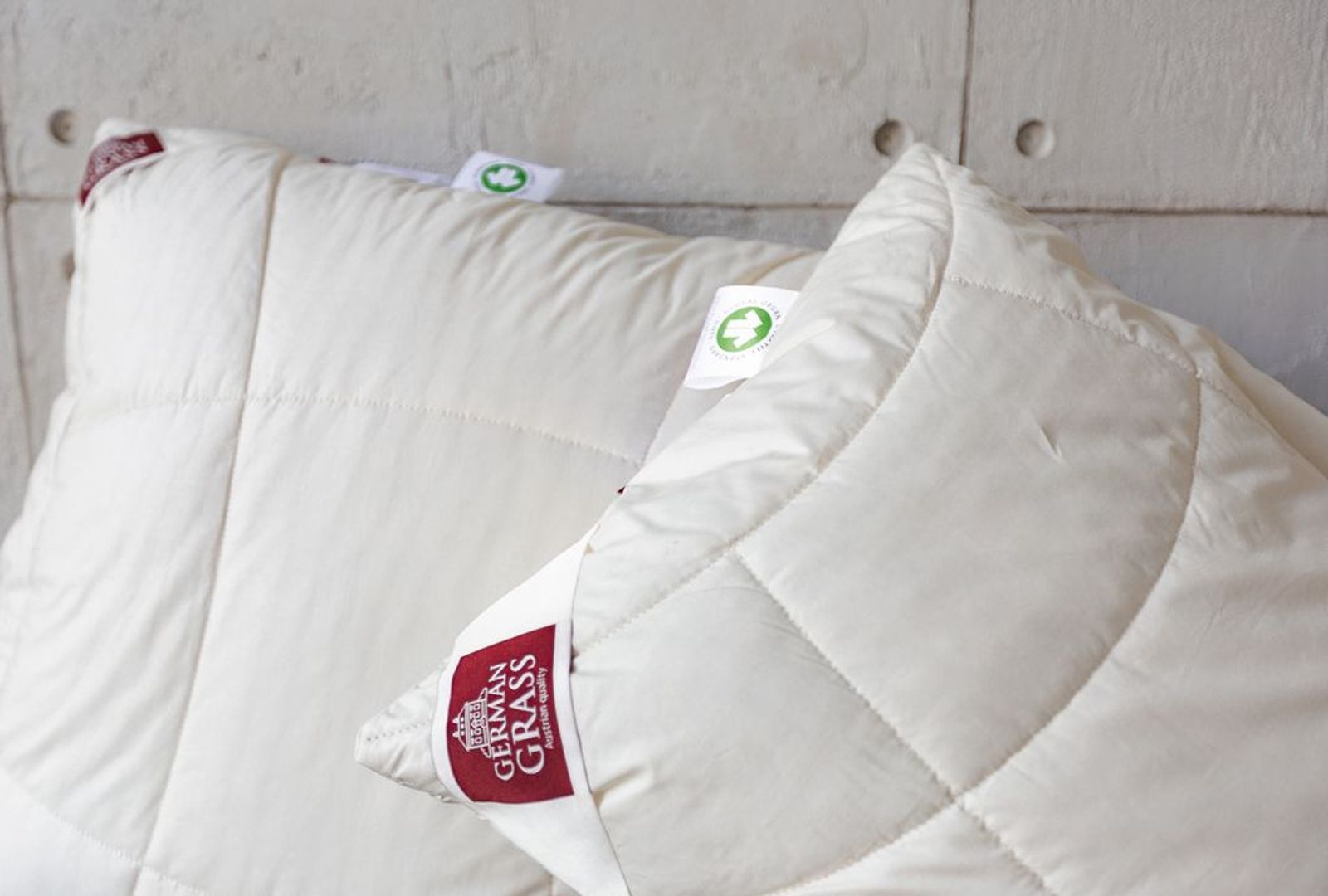 Подушка ORGANIC HEMP GRASS регулируемая 50x68