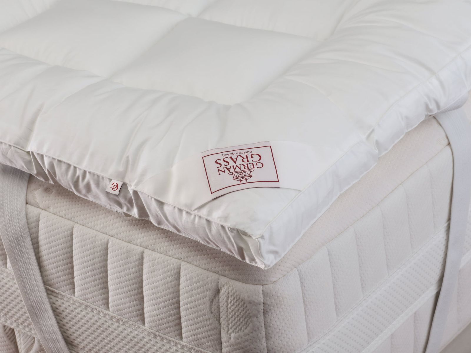 Наматрасник - топпер TOPPER NON-ALLERGENIC GRASS всесезонный 140x200
