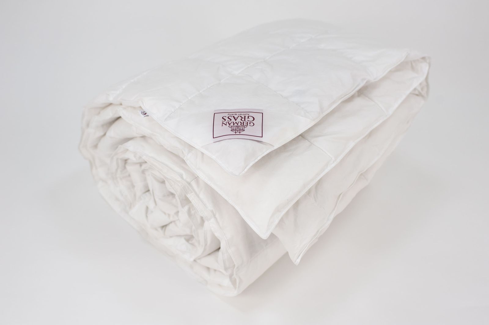 Одеяло ROYAL DOWN GRASS всесезонное Light 200x200