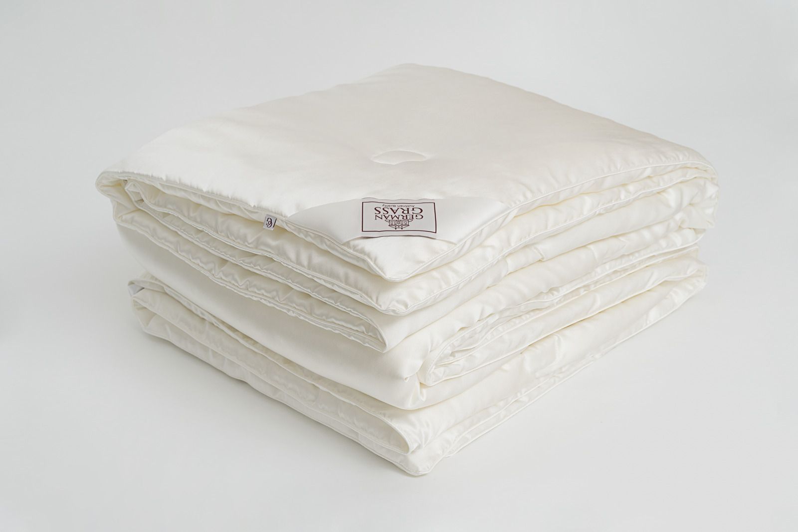 Одеяло GREAT SILK GRASS всесезонное 200x220