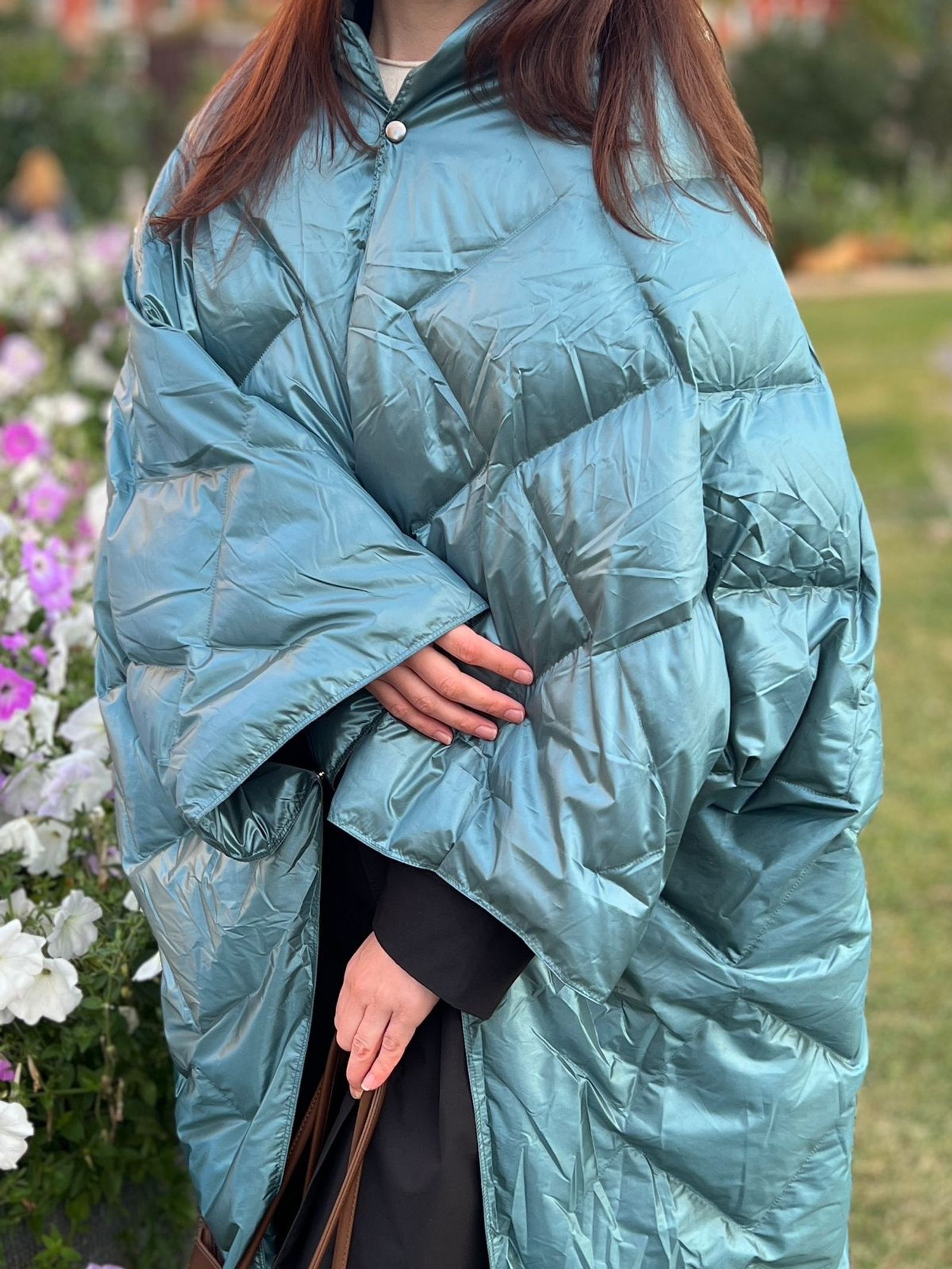 Дорожный плед-пончо пуховый Travel Cape Plaid Grass Aqua 130x170 вид 3