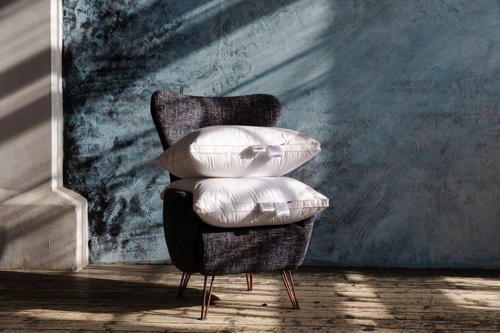 Подушка QUEEN DOWN GRASS средняя c бортиком 50х90