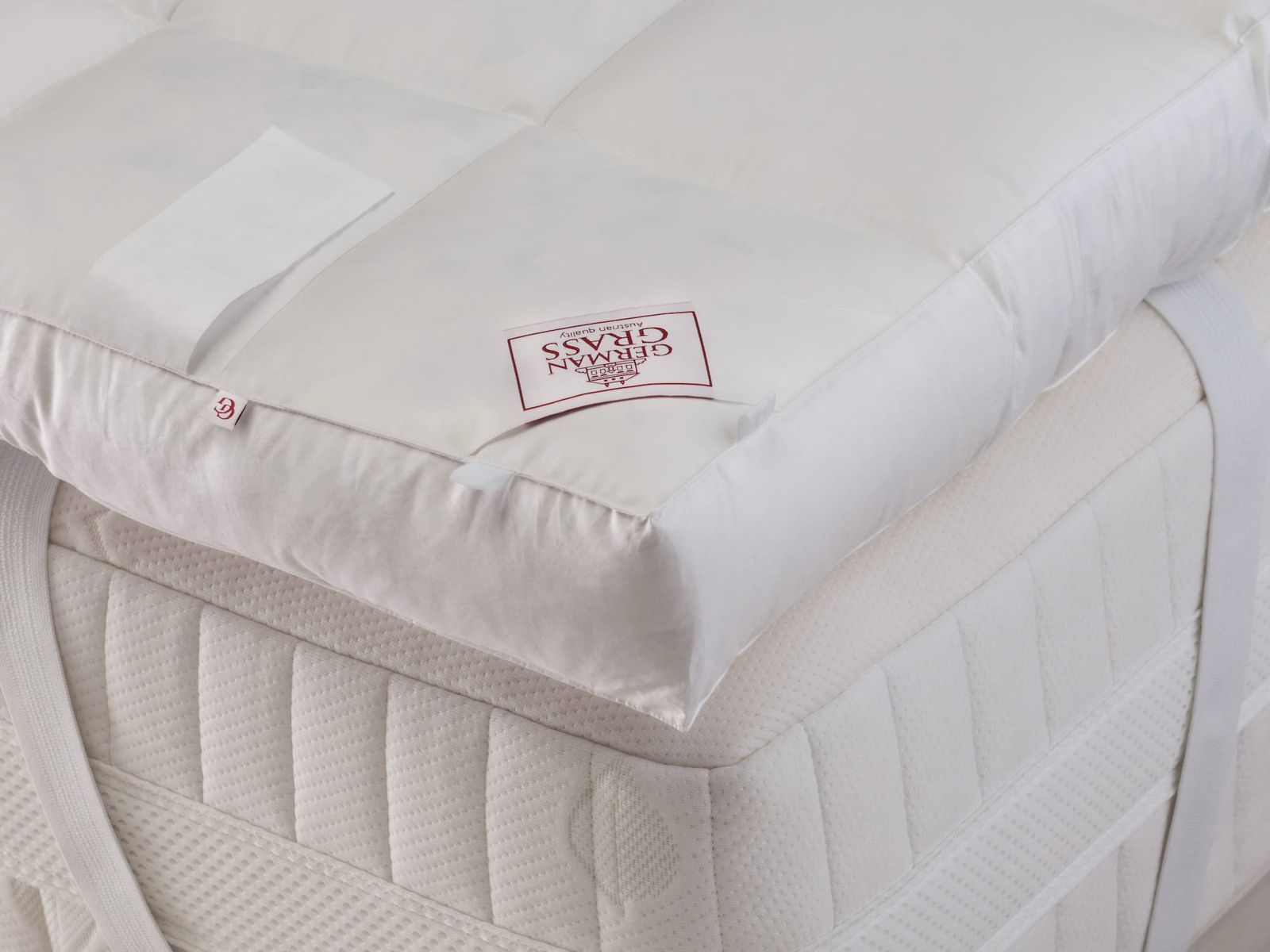 Перина полупуховая DOUBLE COMFORT GRASS 200x200 с бортиком 10 см