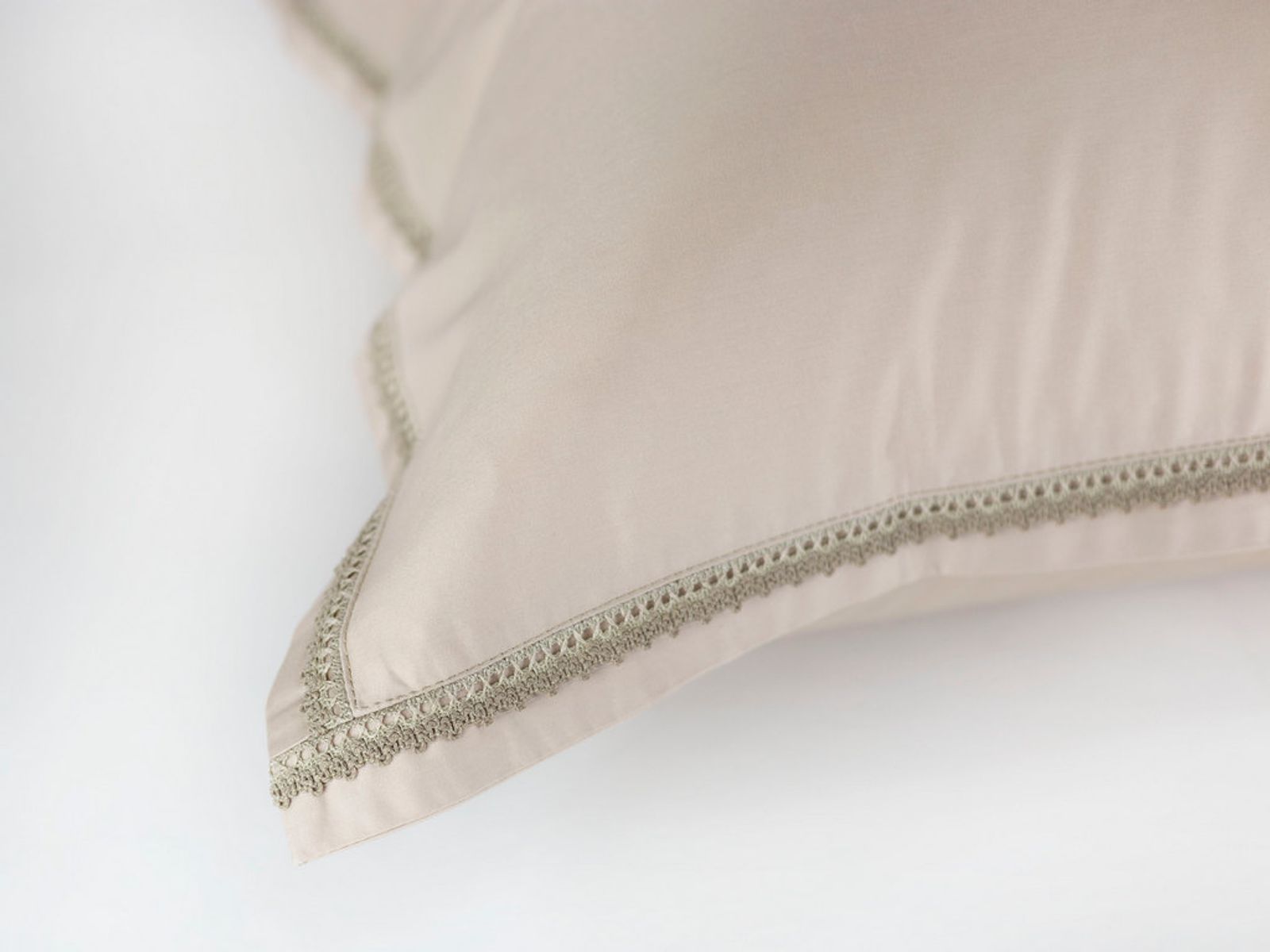 Наволочки CARINTHIA NOBLE LACE GRASS 50х70 (2шт)