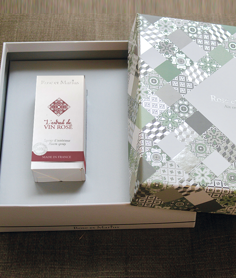COFFRET VIN ROSE Набор спрей парфюмированный 100 мл , диффузор керамический, подарочная коробка