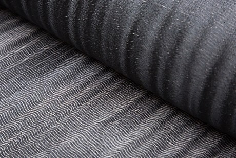 ZINC Тюль черная с металл. Блеском , шир 142 см, 55% полиэстер 35% лен, 10% металл, Англия