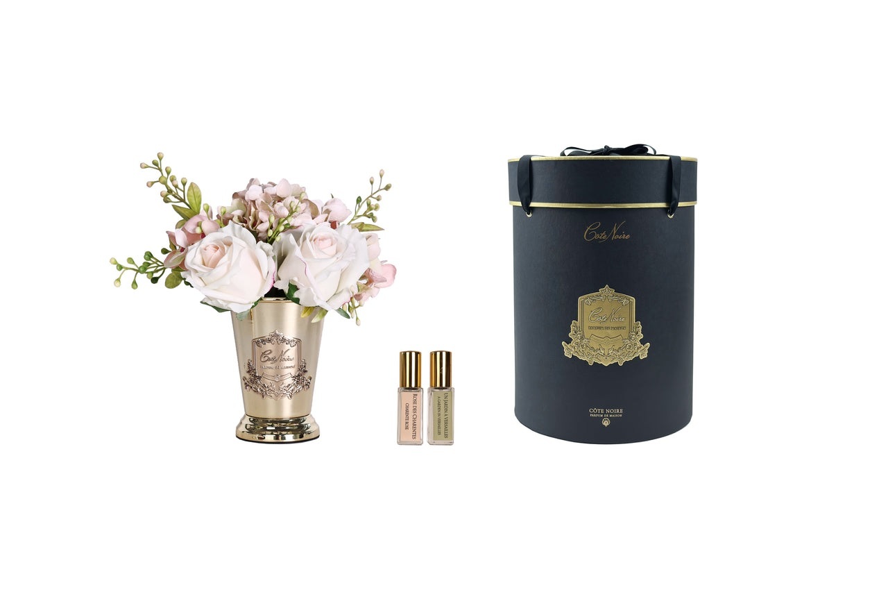 Summer Posy BlushДиффузор букет розы с гортензиями, бледно-розовый, золотая ваза, металл, спрей 10