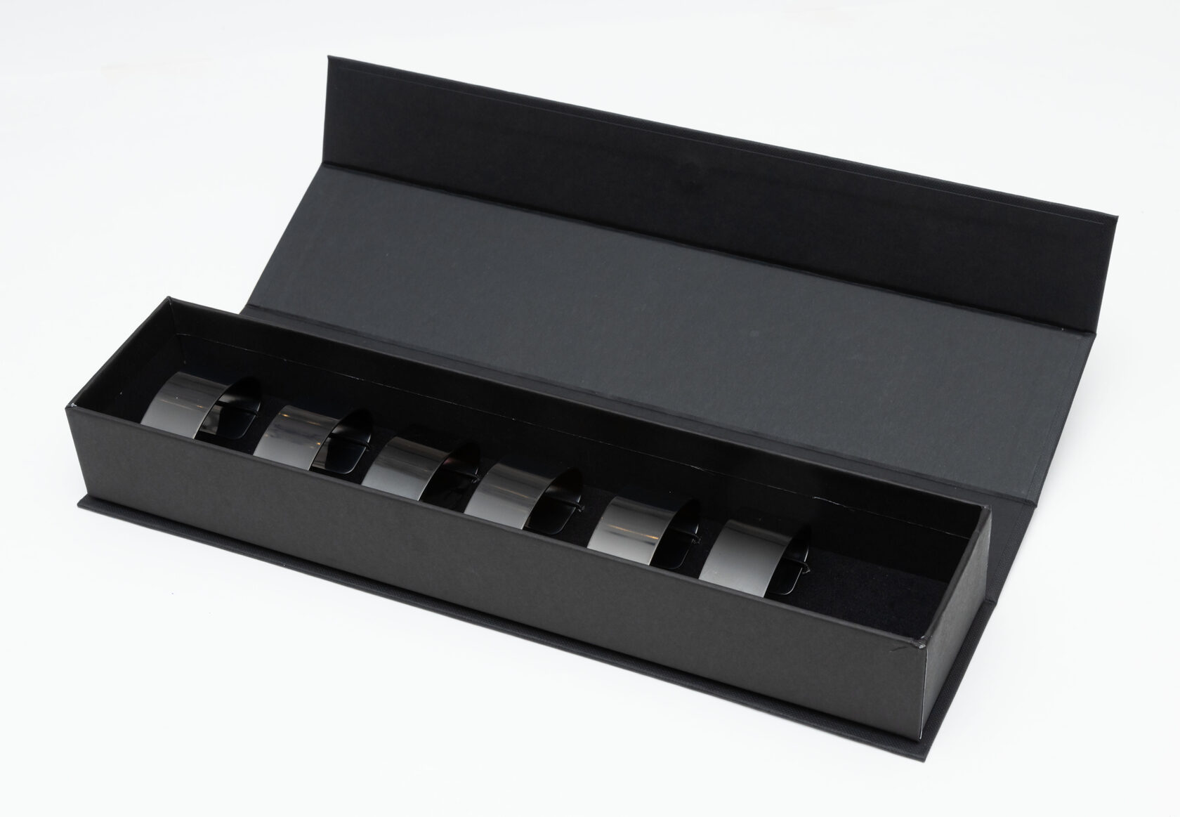 NAPKIN HOLDERS BLACKНабор держателей для салфеток 6 шт, цвет черный, сталь 18/10 (цена за набор)