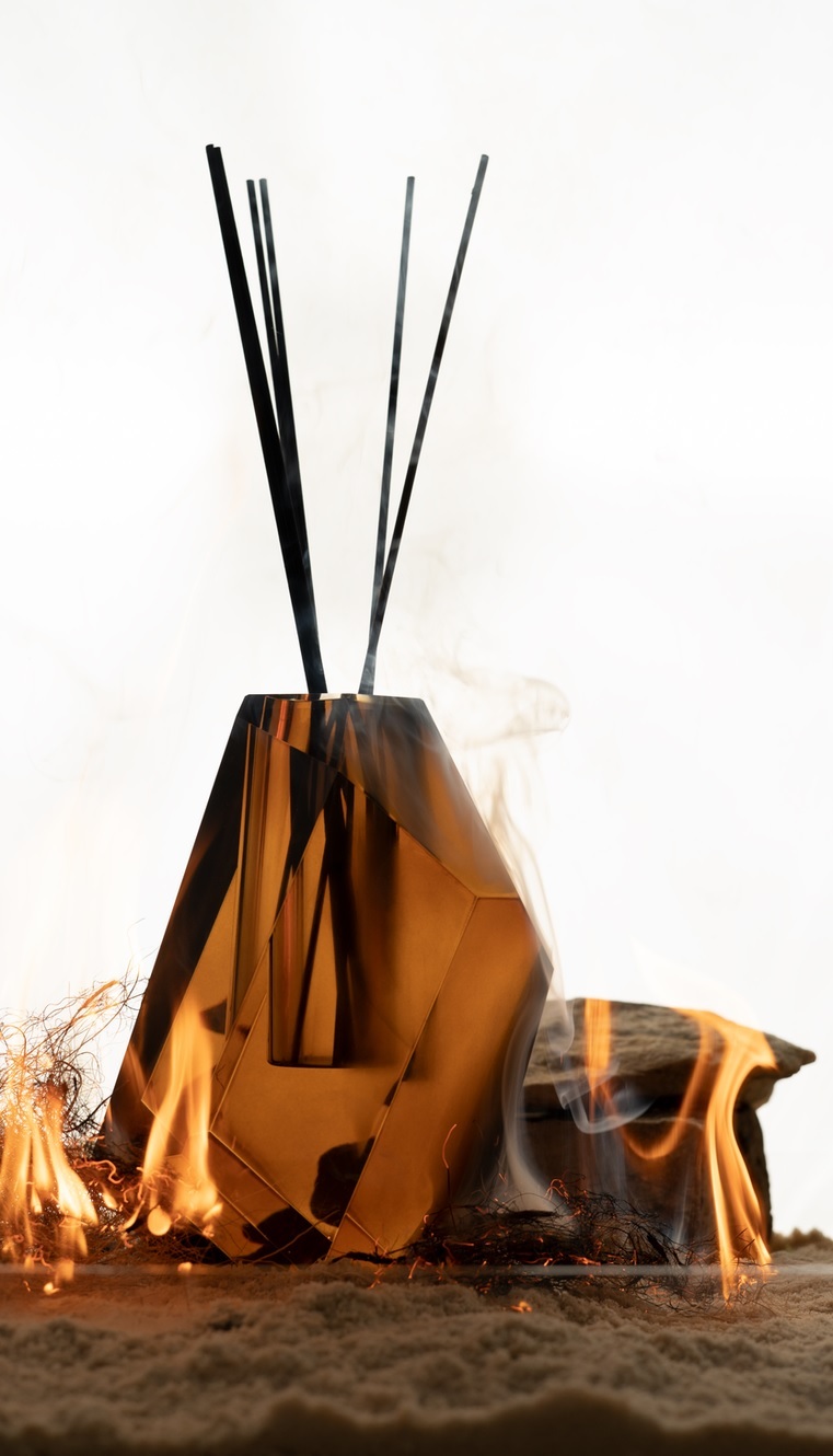 Диффузор LUNARE PETITE EMBER, цвет янтарный, 12x12 h15 см, 250мл, стекло, ручная работа, аромат Mir