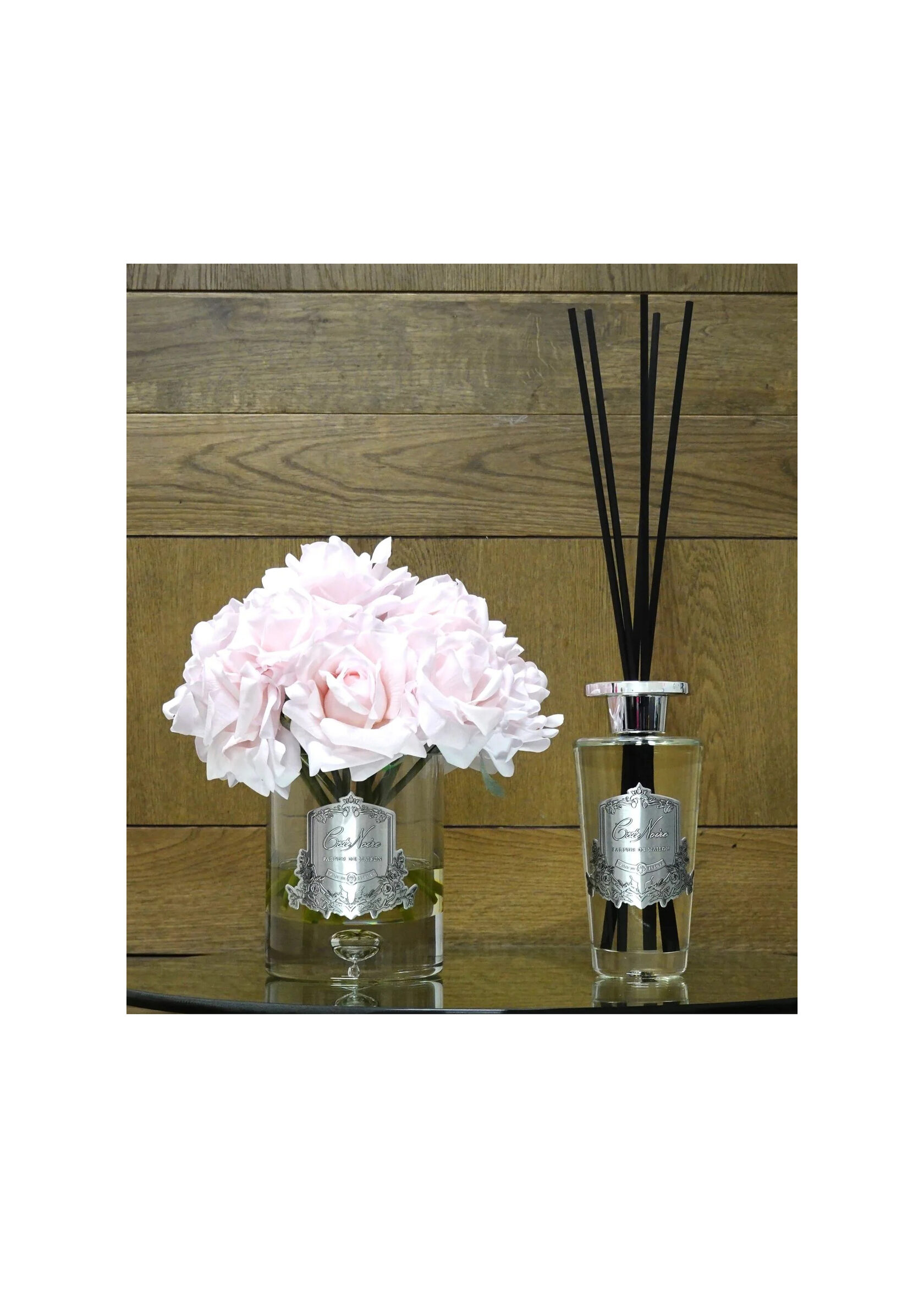 GRAND BOUQUET french pink navy boxБольшой букет роз, розовый 2 спрея по 10 мл, белый, ВхШхД 32х26