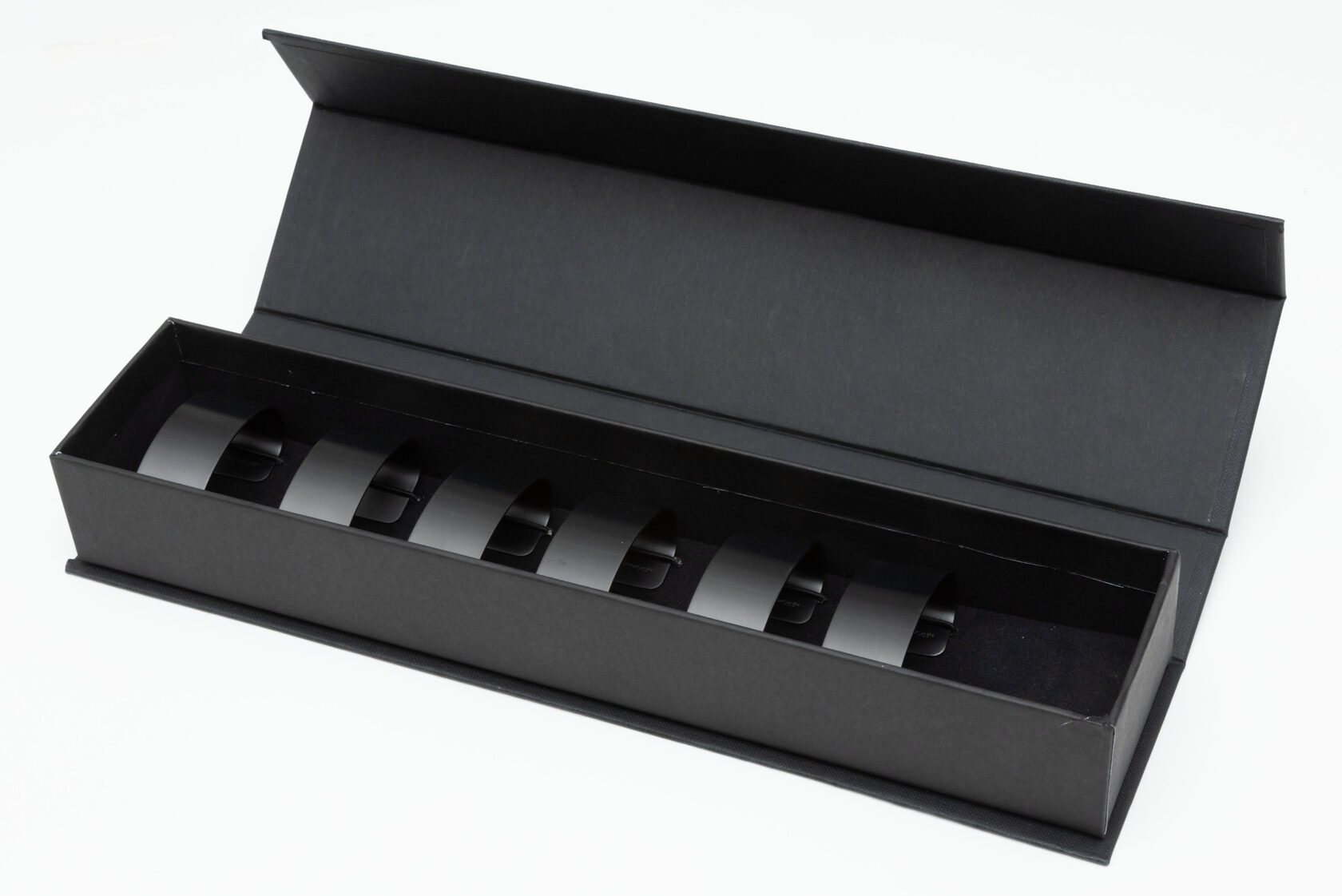 NAPKIN HOLDERS MAT BLACKНабор держателей для салфеток 6 шт, матовый черн, сталь 18/10 (цена за набо